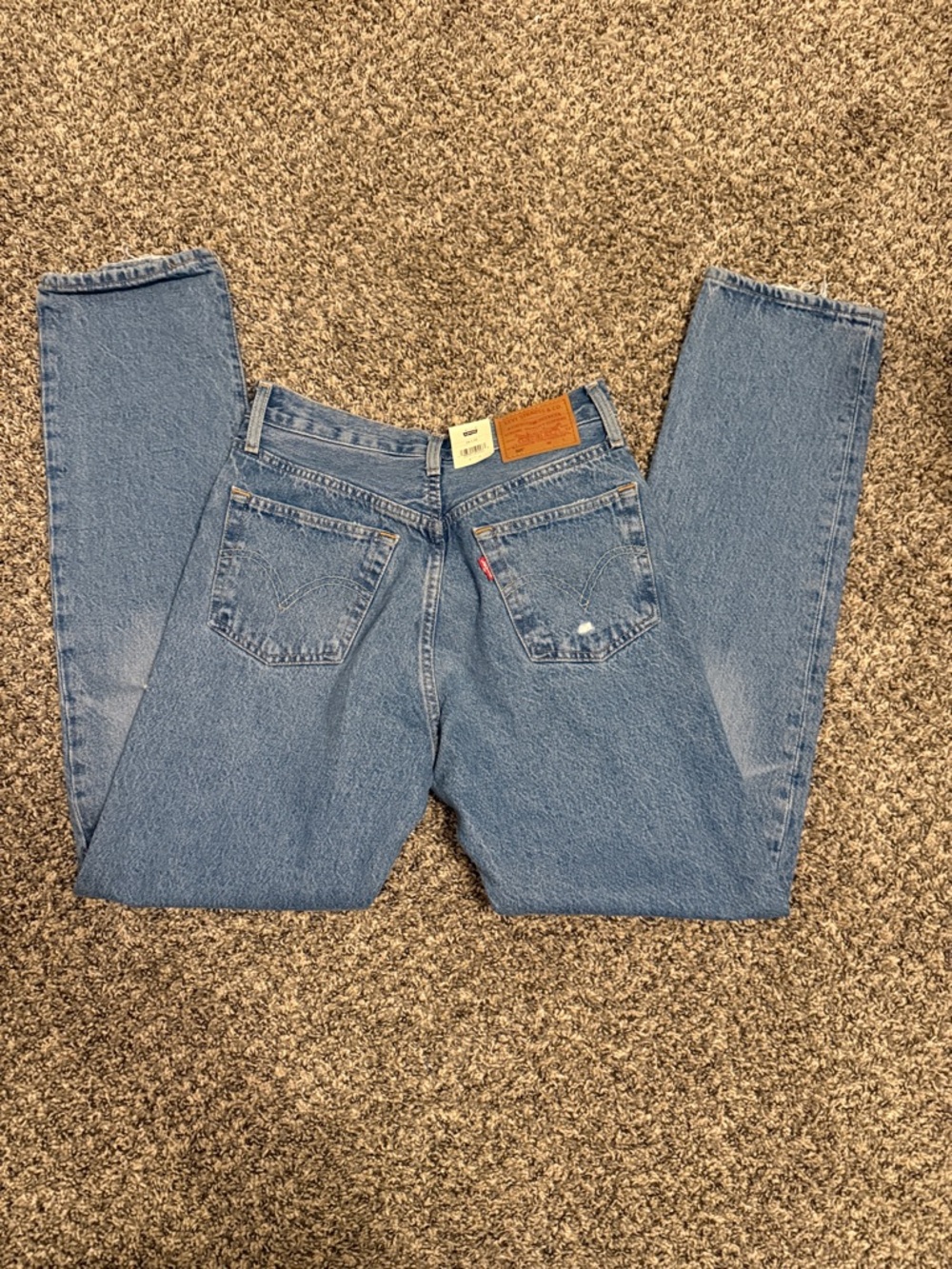 Levi's 501 Straight Leg Ripped Jeans - 26 x 32 - Picture 4 of 5